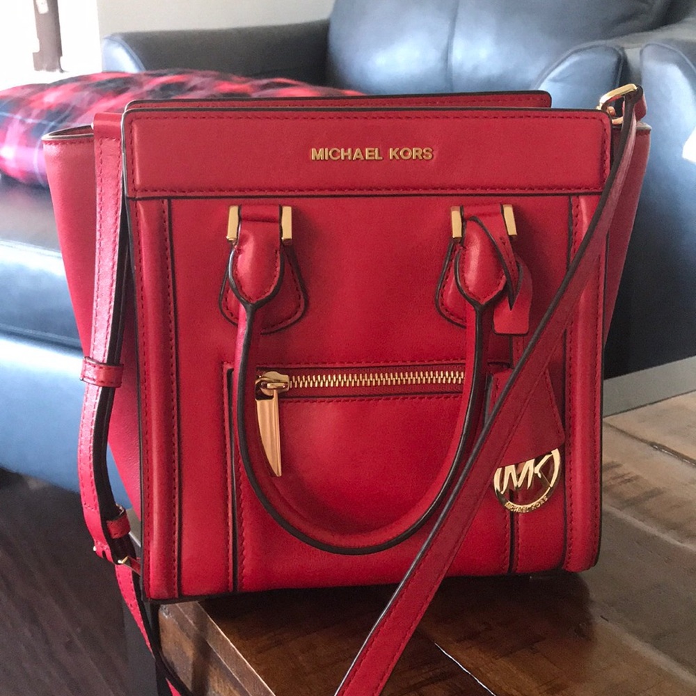 Michael Kors long shoulder small tote bag